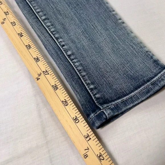 NV Jeans Womens Juniors Size 3 Light Blue Straight Leg low rise Casual Jeans